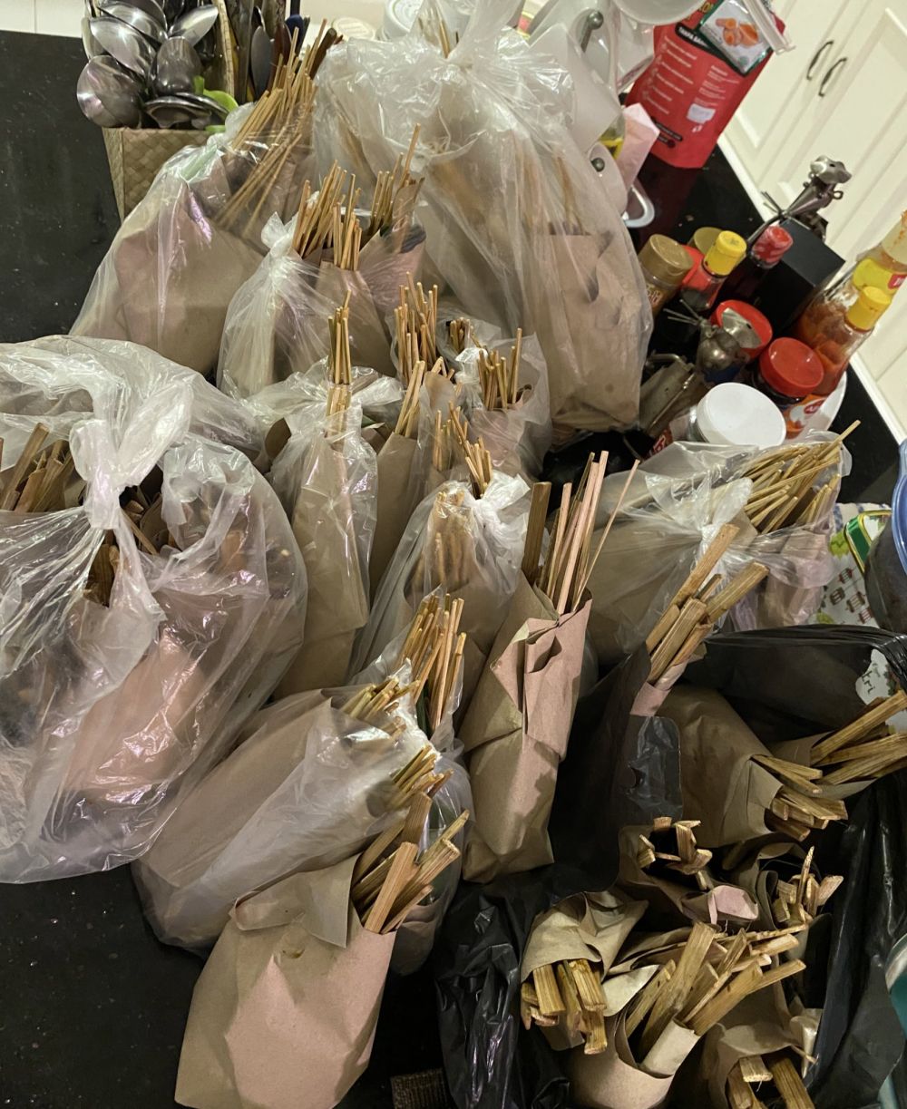 Kisah viral niat beli sate 60 tusuk malah tak sengaja order 60 porsi