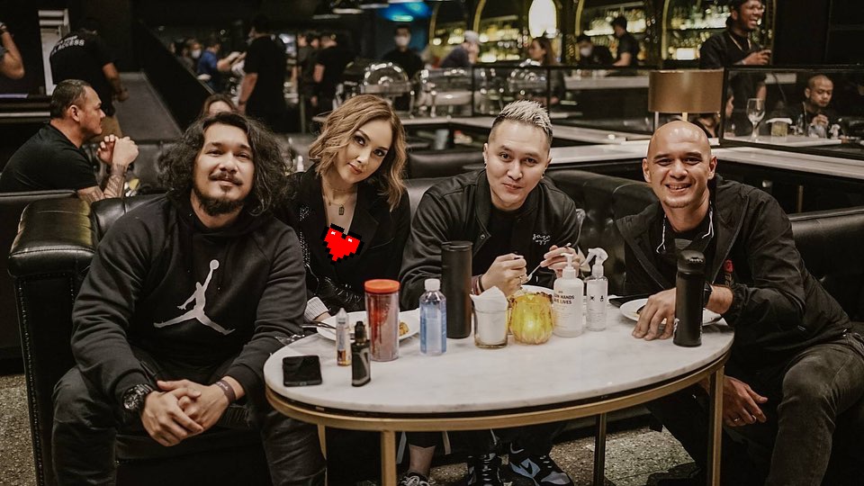 8 Momen ulang tahun Sara Wijayanto ke-42 tahun, kuenya curi perhatian