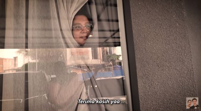 10 Momen Paula Verhoeven jenguk keluarga positif Covid-19, pakai APD