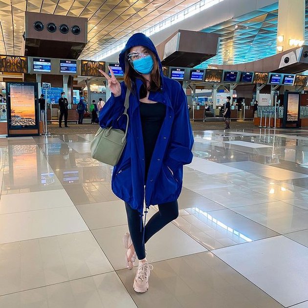 9 Potret BCL yang kini makin langsing, kakinya curi perhatian