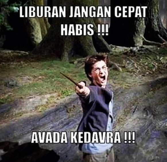 20 Meme lucu libur telah usai ini bikin senyum getir