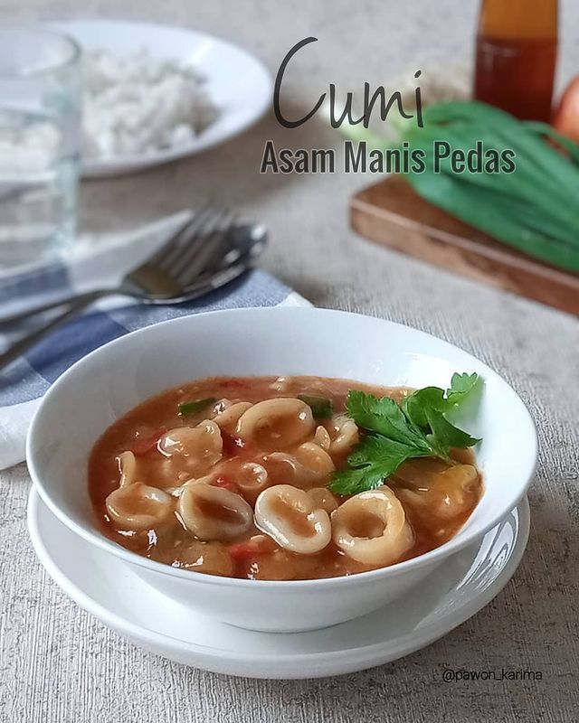 10 Resep kreasi cumi pedas, lezatnya bikin nggak berhenti makan