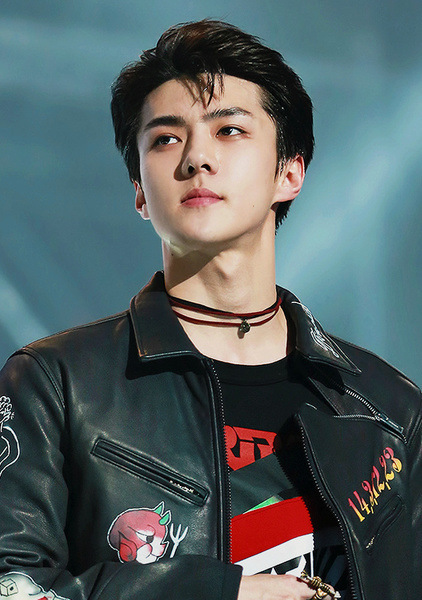Potret 10 model rambut Sehun EXO, selalu menawan