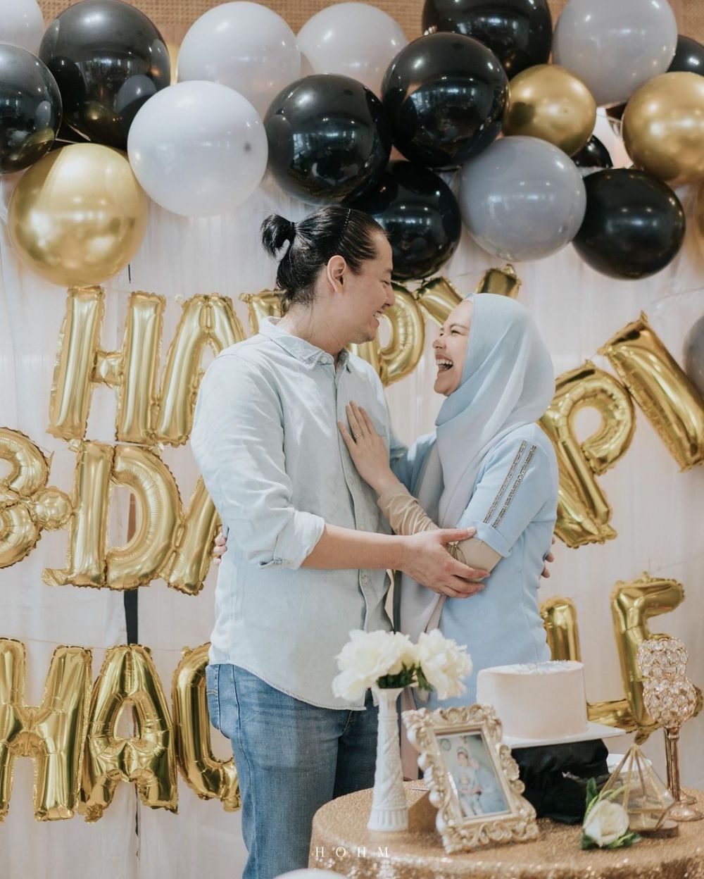 10 Momen ulang tahun Roger Danuarta yang ke-39 tahun, dihadiri sahabat