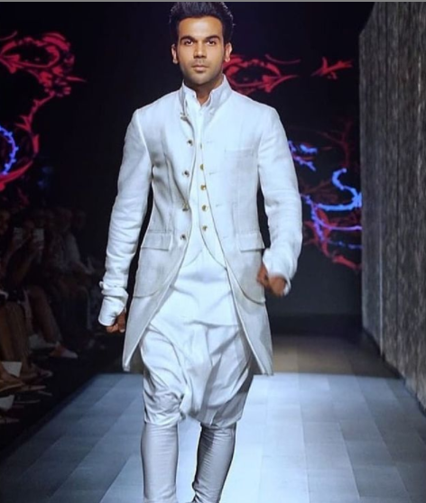 10 Gaya aktor Bollywood kenakan kurta, Ranveer Singh kece abis