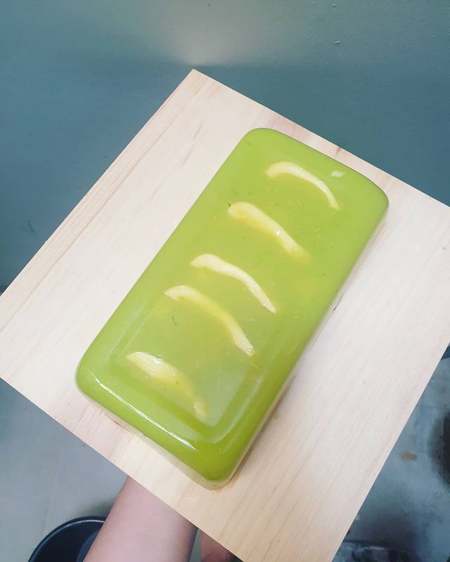 10 Resep kue berbahan alpukat, enak dan nggak bikin bosan