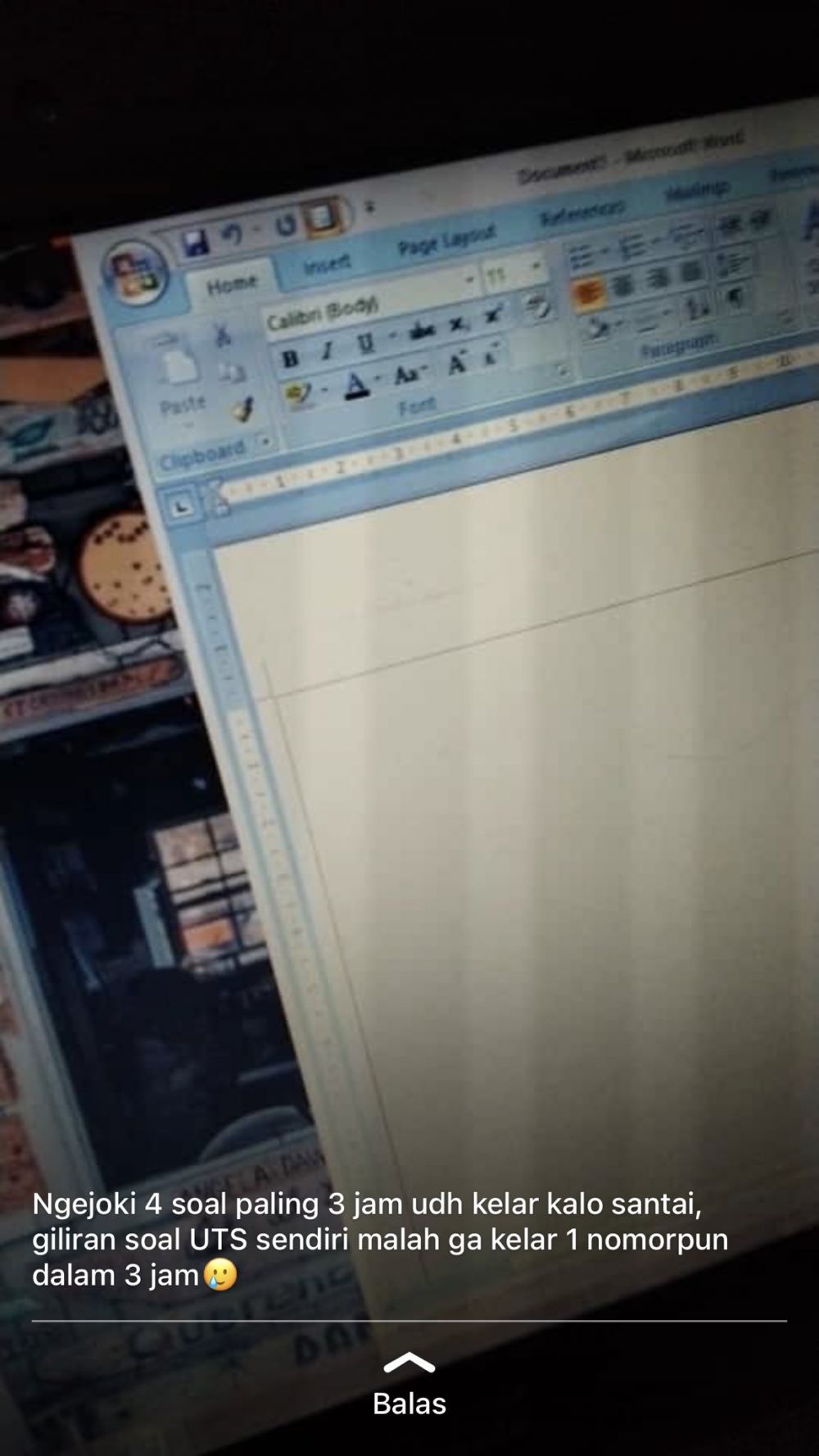 10 Status lucu mahasiswa di WhatsApp ini recehnya bikin nyengir