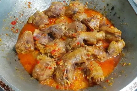 8 Resep kepala ayam bumbu pedas, nikmat dan mudah dibuat