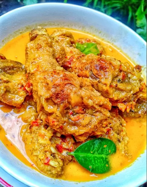 8 Resep kepala ayam bumbu pedas, nikmat dan mudah dibuat