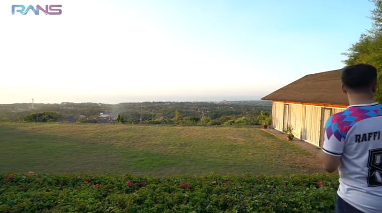 10 Potret vila Rp 200 M yang ingin dibeli Nagita Slavina