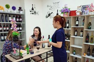 Ini manfaat menyesap red wine, tapi harus bijak mengonsumsinya ya