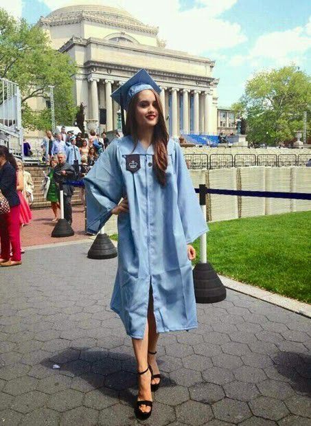 Cantik dan berprestasi, 10 seleb ini lulus cumlaude