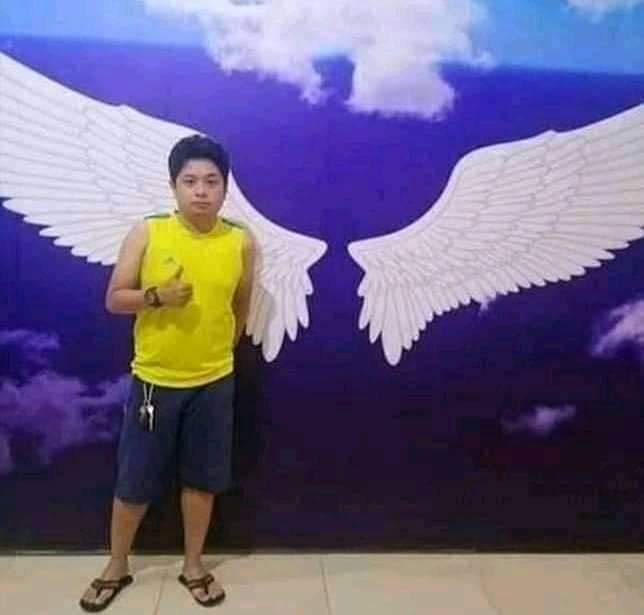 10 Momen lucu foto di tempat umum ini bikin nggak habis pikir