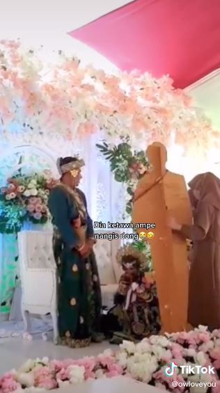 Viral wanita ajak Jungkook BTS kondangan, jadi sorotan media Korea