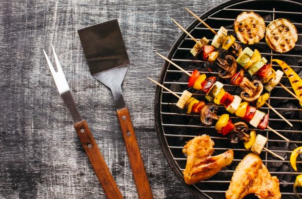 Mengenal 7 jenis spatula dan fungsinya, cocok buat pemula