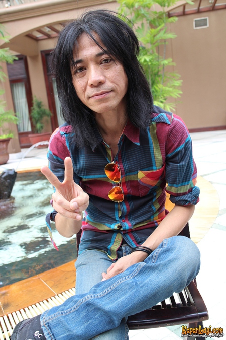 10 Cerita perjalanan karier Abdee Slank, dari gitaris jadi komisaris