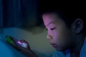 5 Strategi atasi kecanduan game online pada anak, patut dicoba