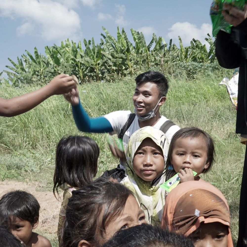 10 Potret terbaru Fathur mantan ketua BEM UGM, kini sudah menikah