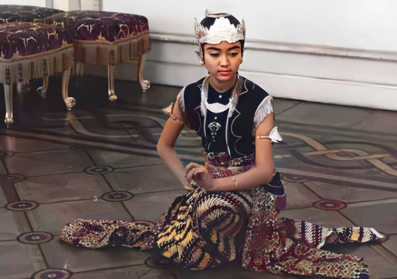 17 Inspirasi gaya Gusti Nurul, putri yang tolak lamaran tokoh besar RI