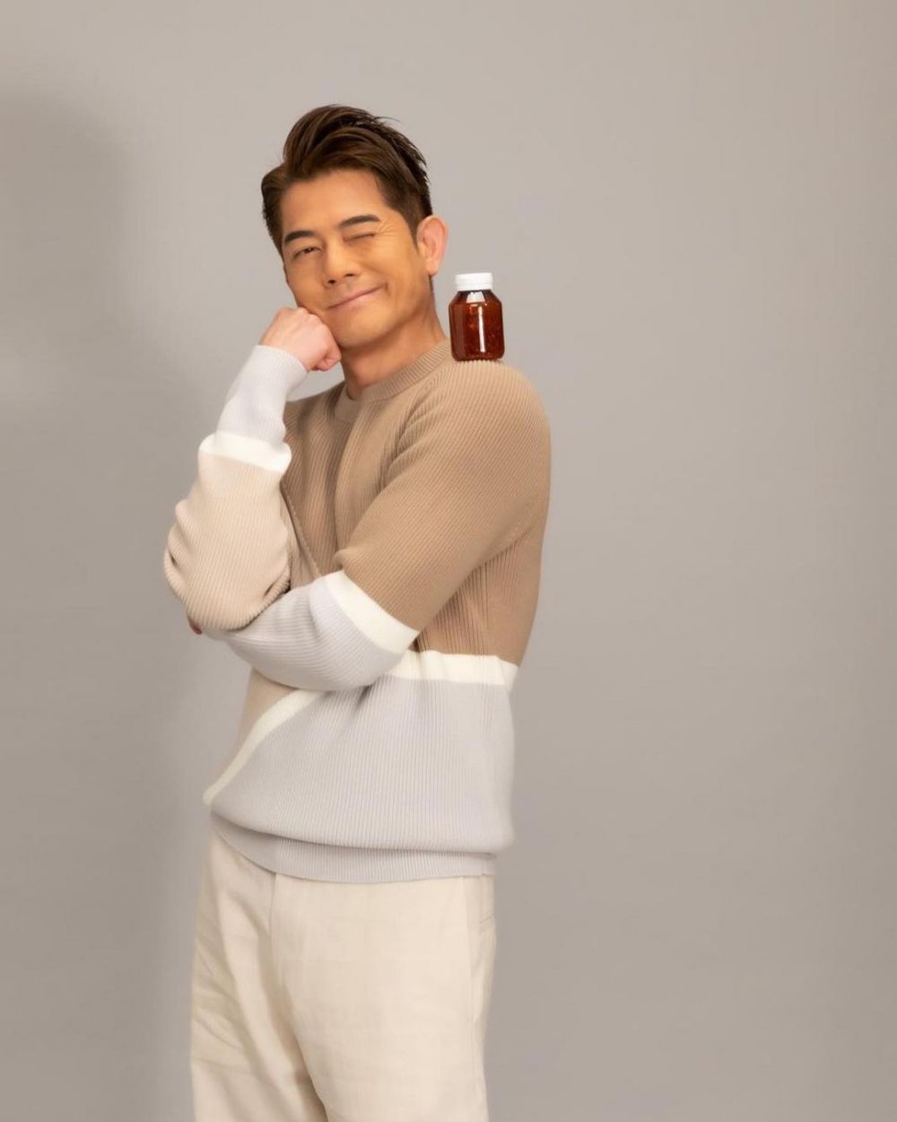 10 Potret terbaru aktor Mandarin Aaron Kwok, awet muda usia 55 tahun