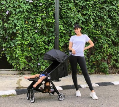 Gaya 7 seleb istri pemain bola momong anak, Jennifer Bachdim stylish  