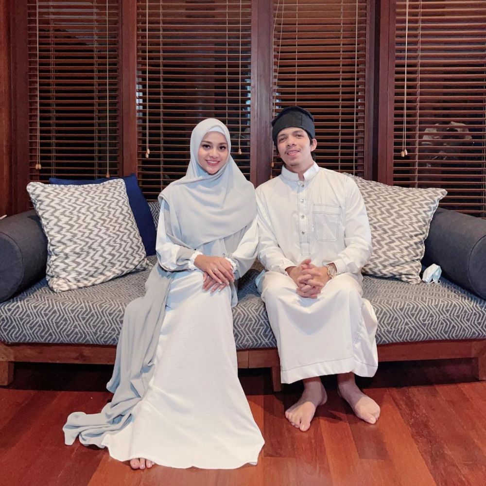 10 Gaya fashion Aurel Hermansyah dengan hijab, stylish dan elegan