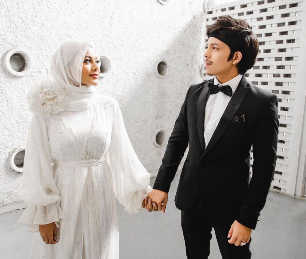 10 Gaya fashion Aurel Hermansyah dengan hijab, stylish dan elegan