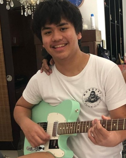 Beranjak remaja, pesona 10 putra vokalis band ini bikin hati terpana