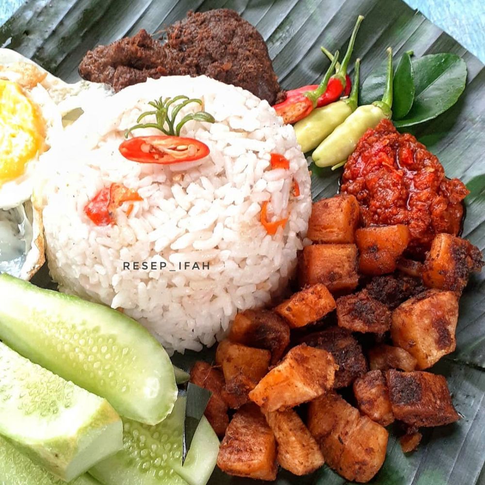Resep aneka nasi uduk © 2021 brilio.net Resep aneka nasi uduk © 2021 brilio.net