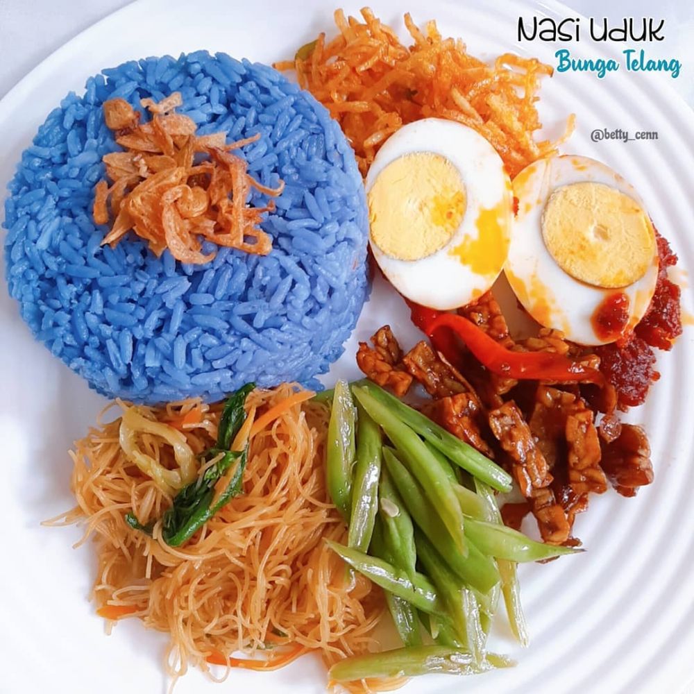 Resep aneka nasi uduk © 2021 brilio.net Resep aneka nasi uduk © 2021 brilio.net