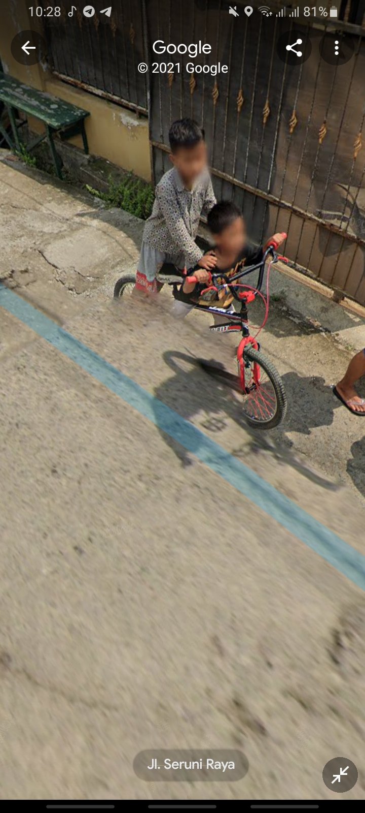 15 Potret lucu pengendara 'ngebug' di Google Street View, unik abis