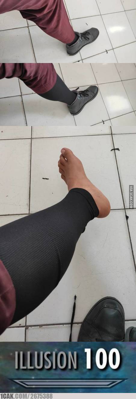 10 Potret lucu orang pakai kaus kaki, diikat pakai tali rafia