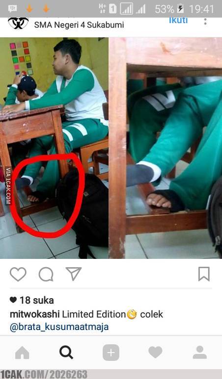 10 Potret lucu orang pakai kaus kaki, diikat pakai tali rafia