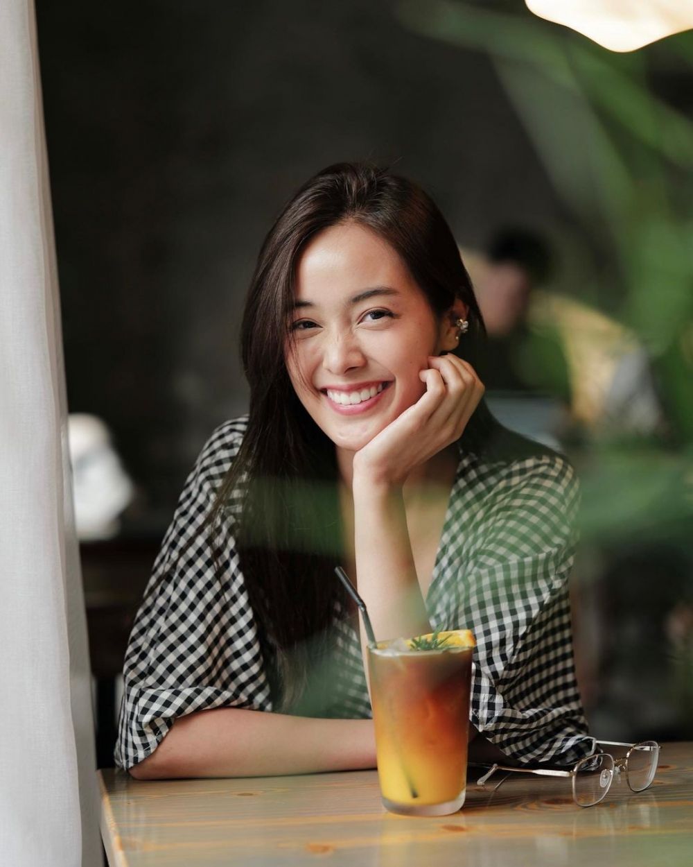 Potret terbaru 7 pemain Bad Genius, makin menawan