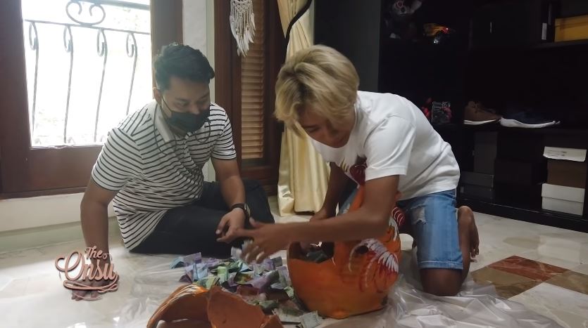 Betrand Peto pecahkan celengan untuk belikan kado adik, ini nominalnya