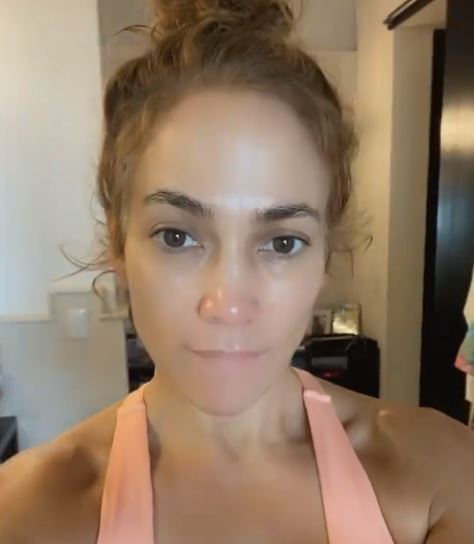 Pesona 10 seleb Hollywood di atas 40 tahun tanpa makeup, jadi sorotan