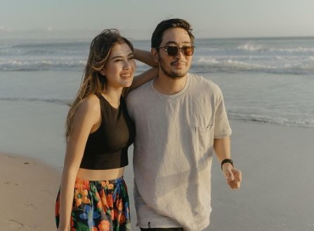 10 Gaya pemotretan Syahnaz Sadiqah dan Jeje Govinda di Bali, romantis