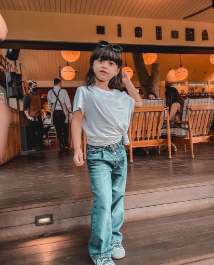 10 Pesona Amabel Lennata model cilik yang viral jadi anak Lesty-Billar