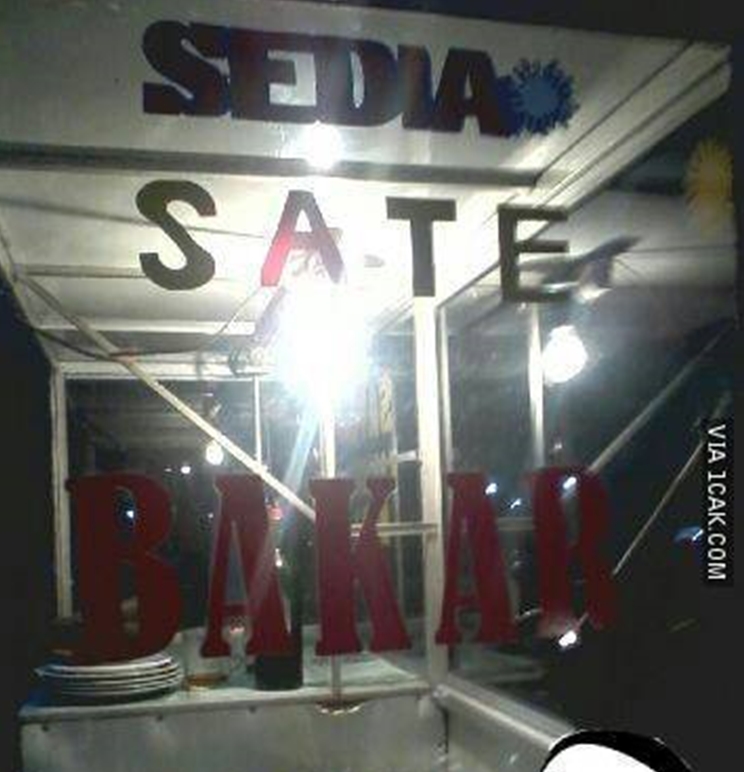 10 Ide kreatif tukang sate waktu jualan, kocak abis