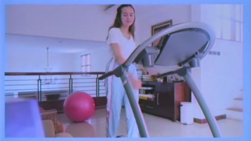 10 Penampakan rumah Beby Tsabina, kamarnya girly abis