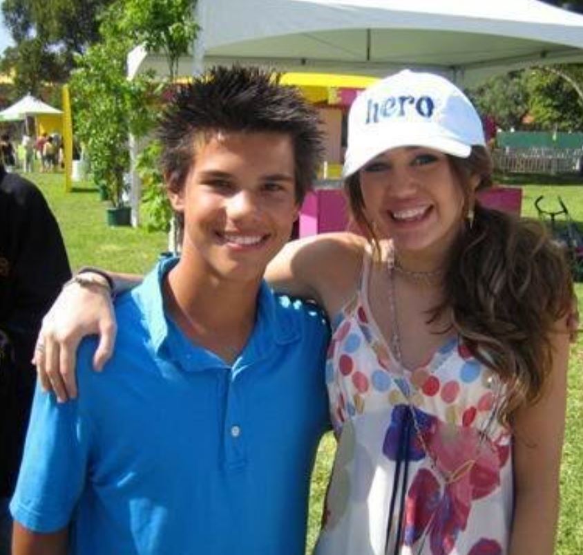 Potret masa remaja 10 aktor Hollywood, bukti ganteng dari dulu