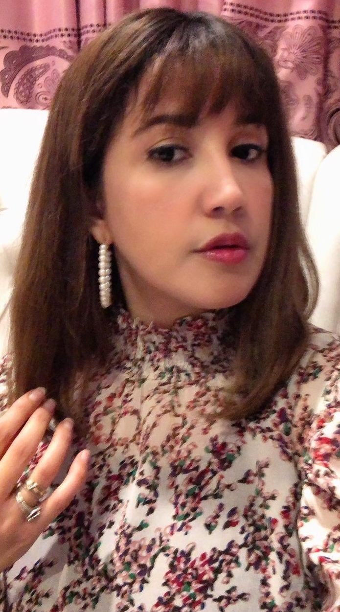 10 Potret terbaru Andi Soraya, gaya rambutnya bak ABG