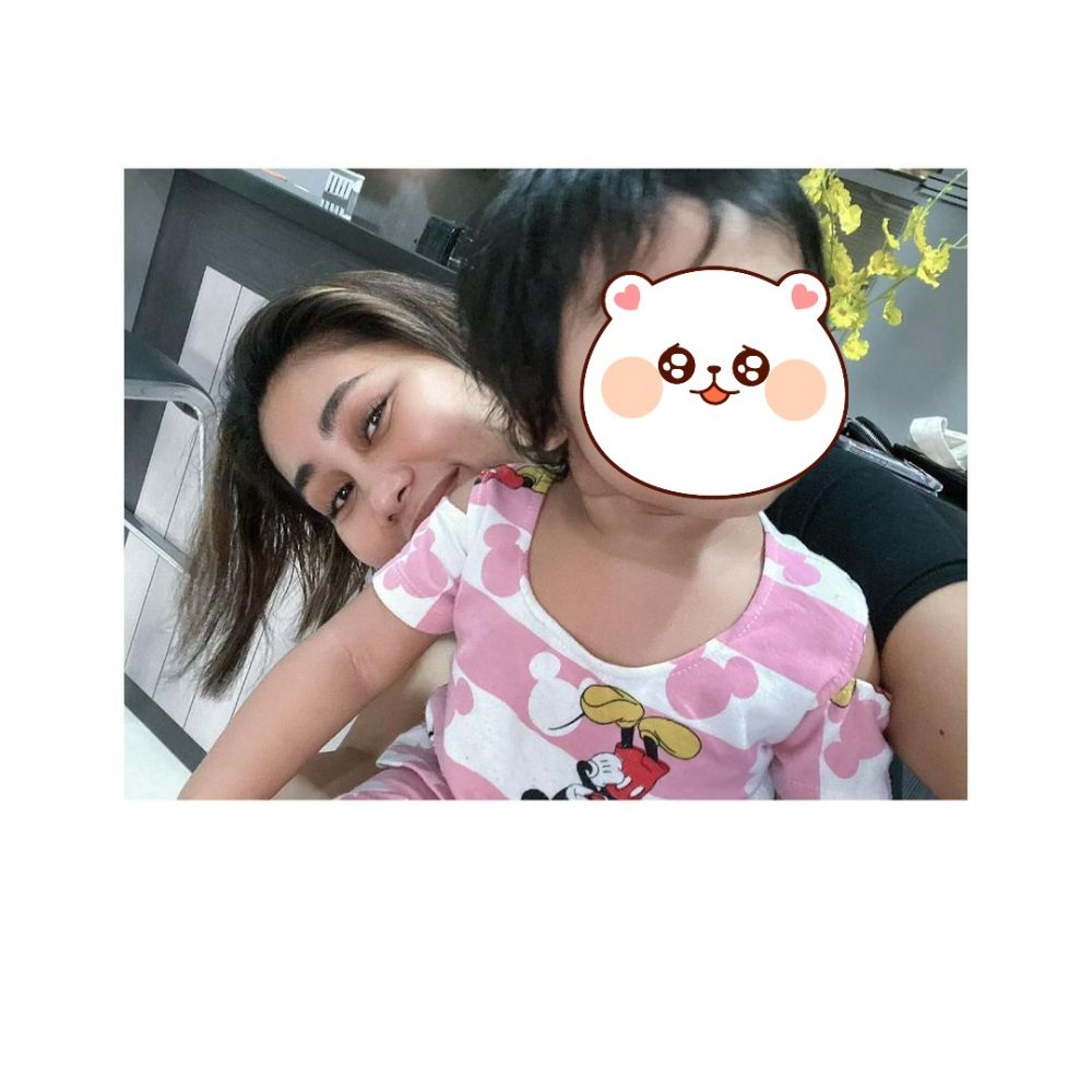 Momen 10 penyanyi dangdut momong anak, gayanya natural