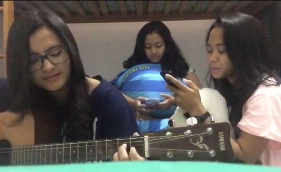 10 Potret lawas Femila Sinukaban kontestan Indonesian Idol, memesona