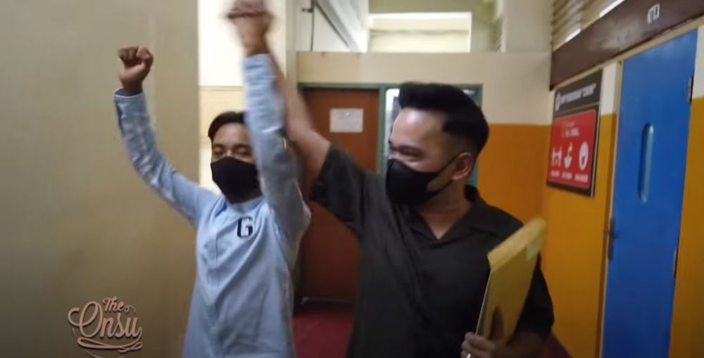 10 Momen Ruben Onsu terima raport Betrand Peto, nilainya bikin bangga