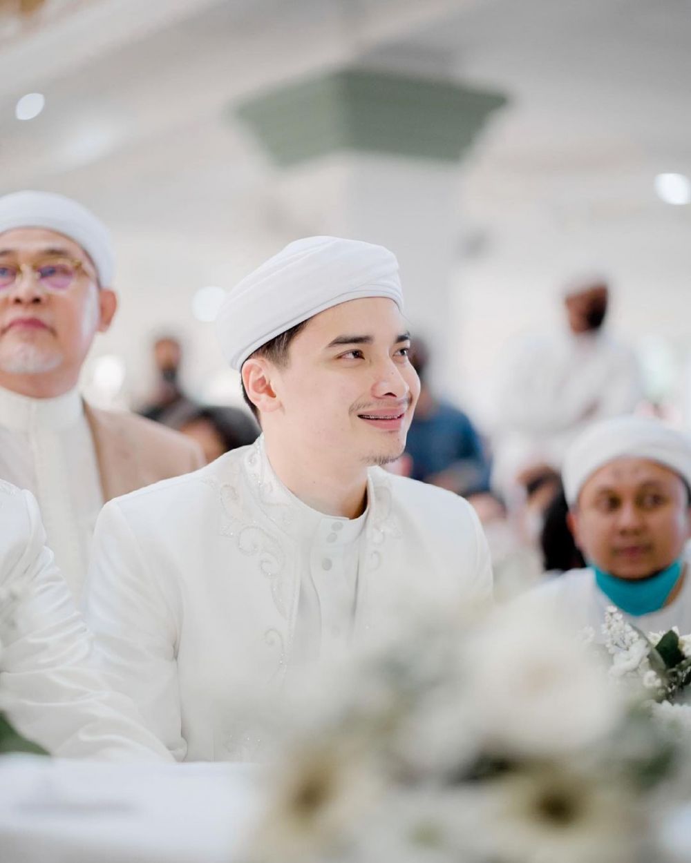 10 Momen pernikahan Ameer Azzikra adik Alvin Faiz, penuh kebahagiaan