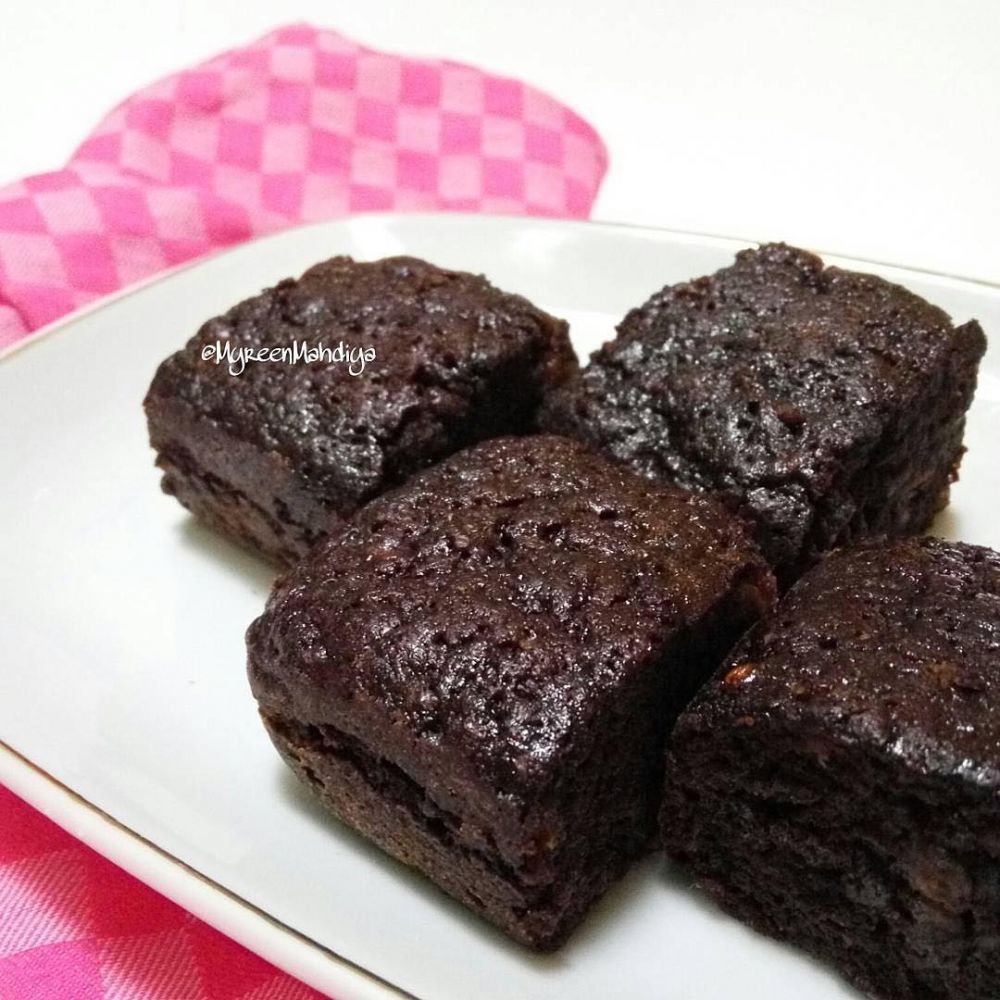 10 Resep brownies pisang, empuk, lumer, dan praktis