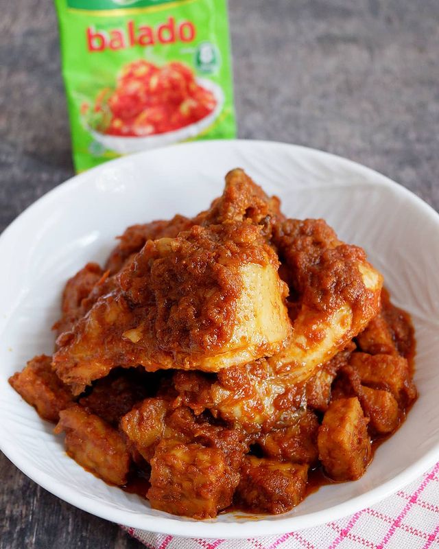20 Resep ayam bumbu balado, lezat, empuk, dan sederhana