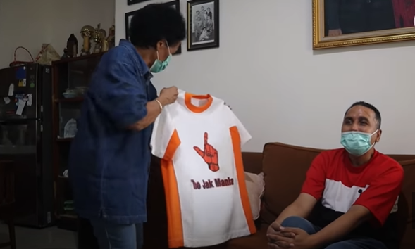 7 Kabar terkini Gugun Gondrong, berhasil sembuh dari tumor otak