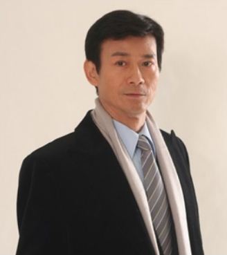 5 Potret terbaru pemeran Pendekar Harum, Adam Cheng awet muda